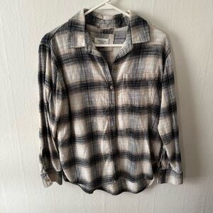 Black and White Plaid Flannel Shirt